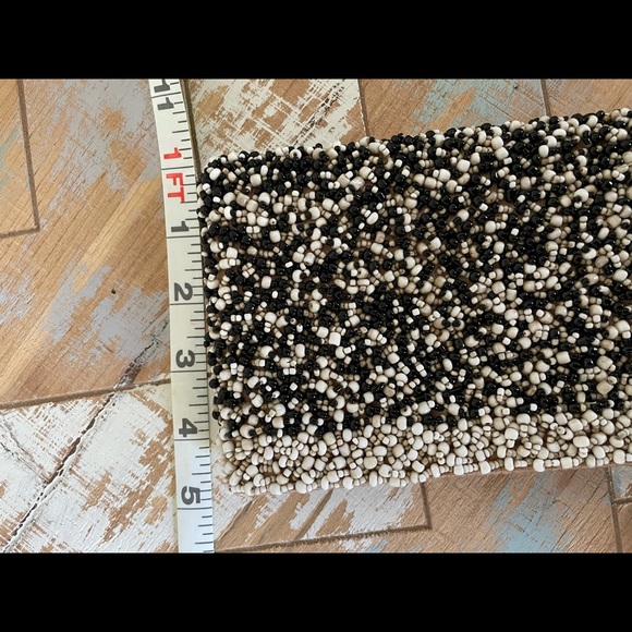Beaded clutch purse, petite, black/white/tan, well made - Picture 8 of 9
